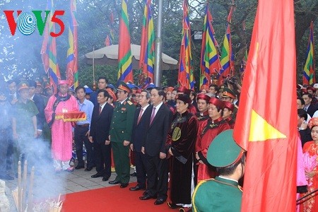 Jubilant celebration of Hung Kings festival 2017 - ảnh 1